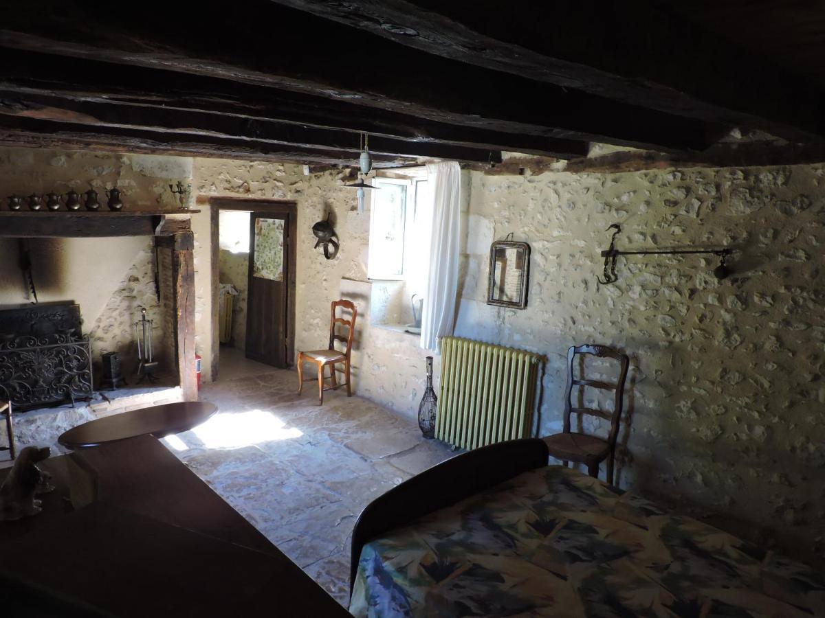 Gîte de la pouvellerie Fossemagne Extérieur photo